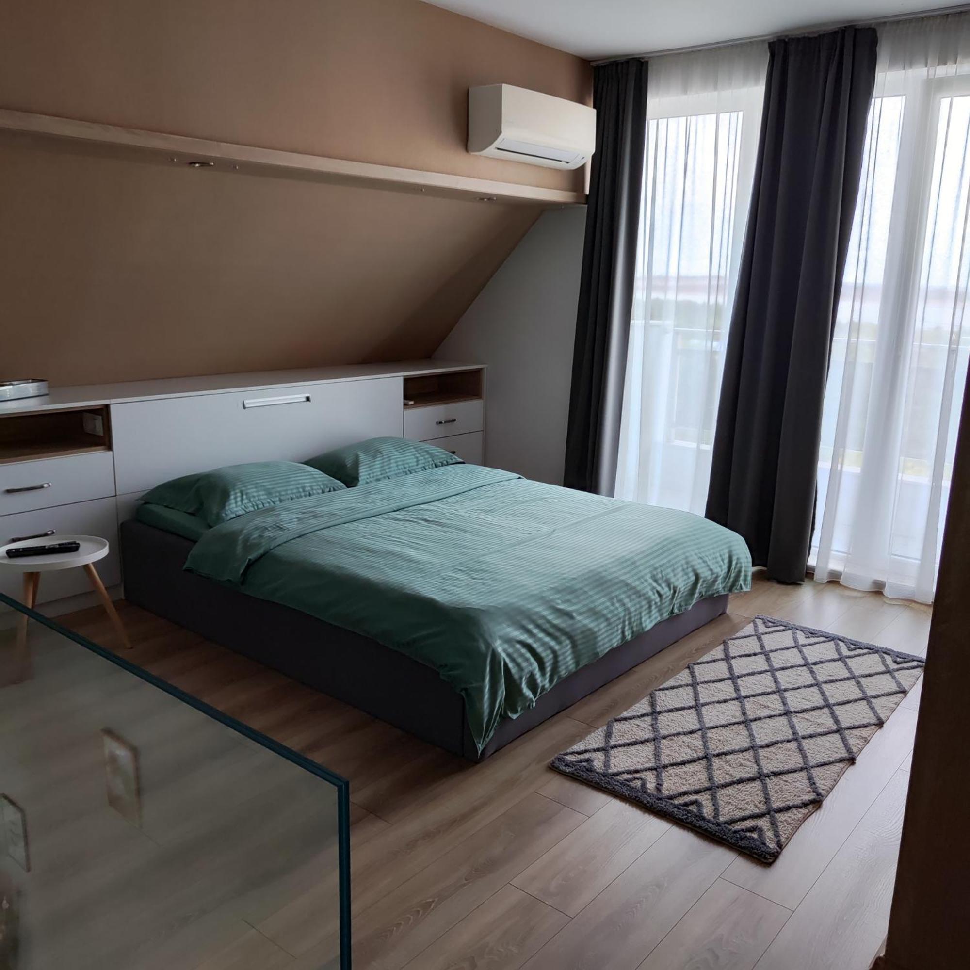 Airluxapartament Apartman Burgasz Kültér fotó